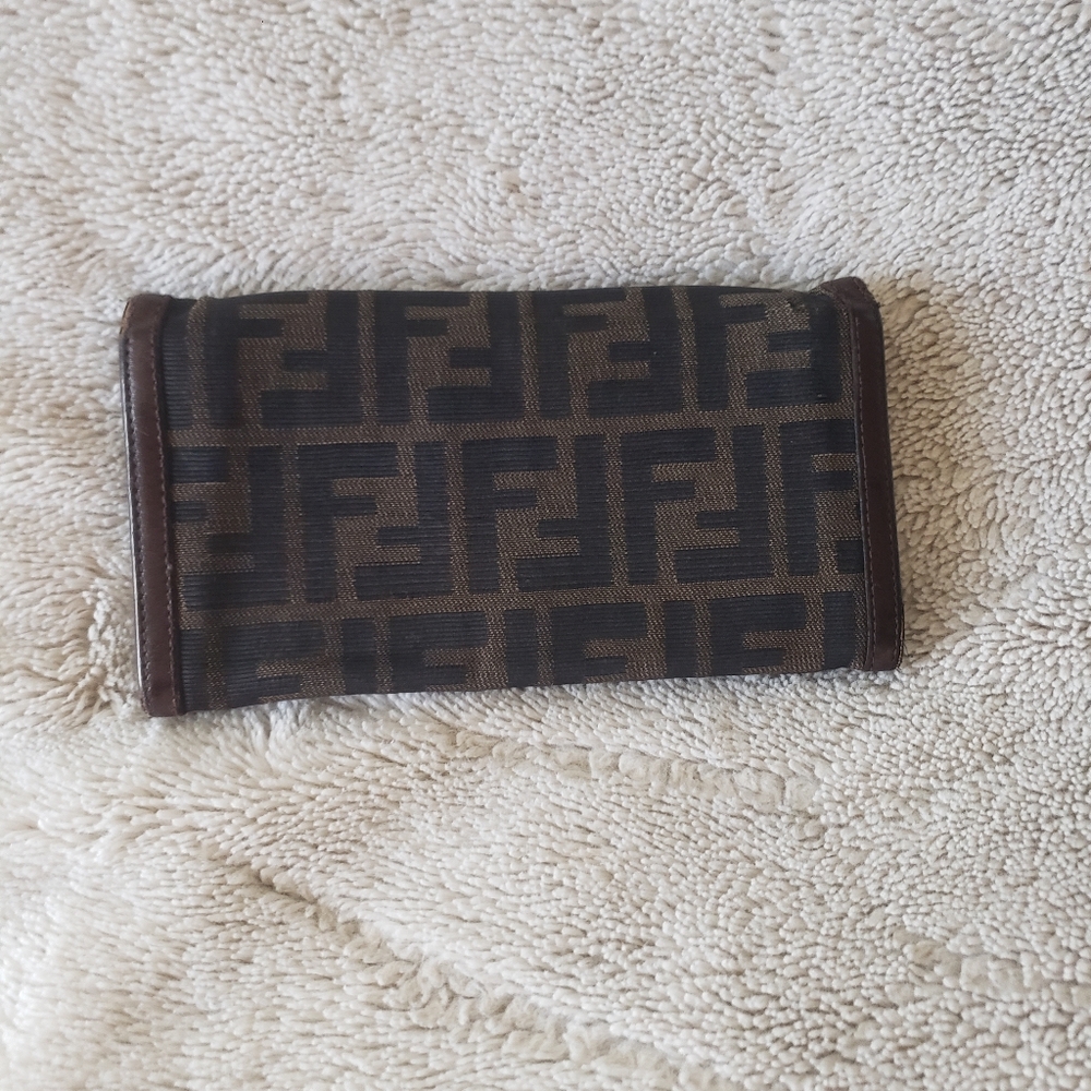 Fendi Brown and Black Wallet - Picture 3 of 15